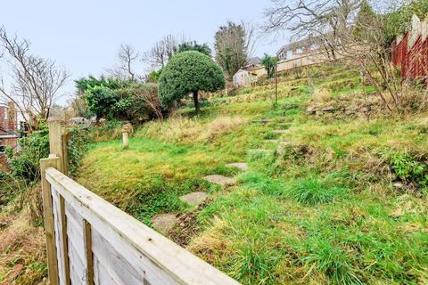 45 Cliffe Rise, Godalming, GU7 2JY