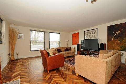 2 bedroom flat to rent - Rectory Road Beckenham BR3