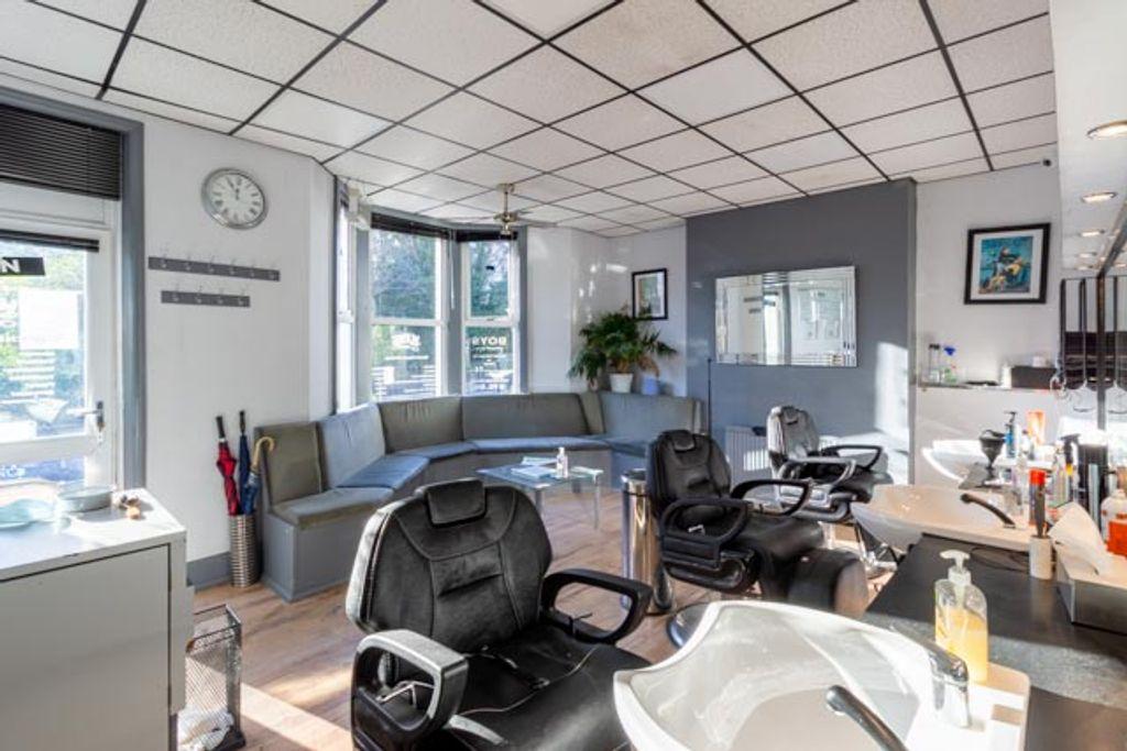 Barbers/Living Room