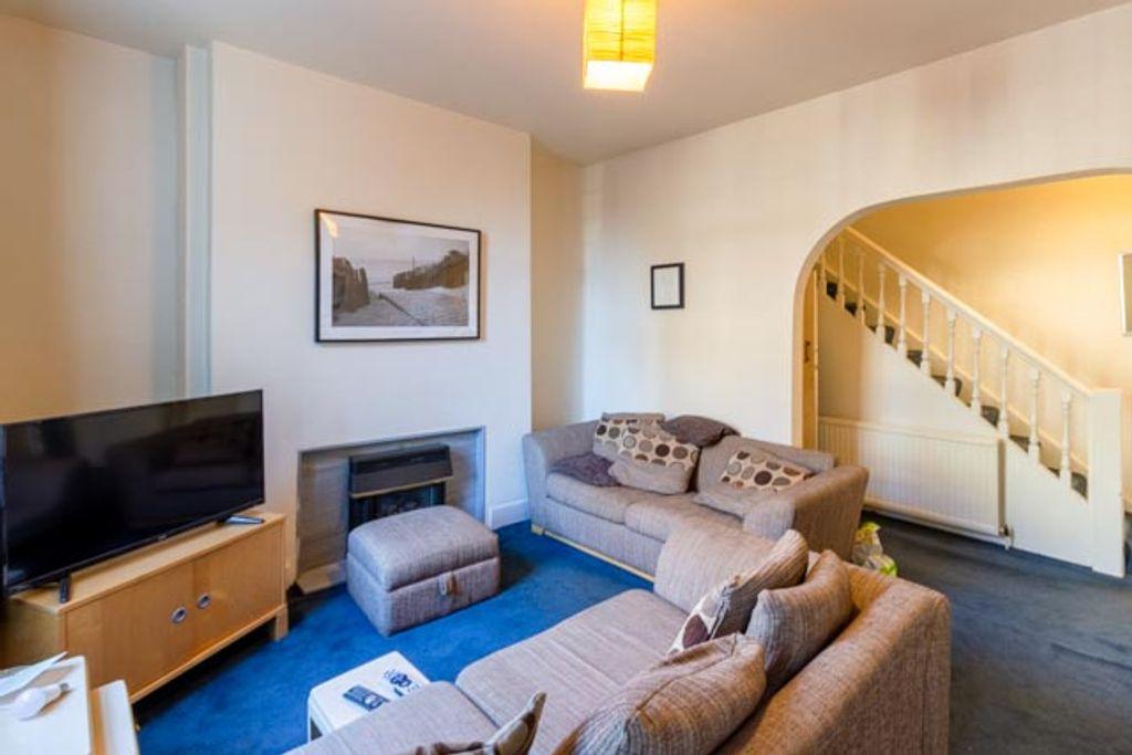 Lounge/Bedroom 3
