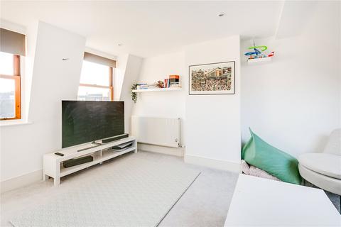2 bedroom flat for sale - Holyport Road, London