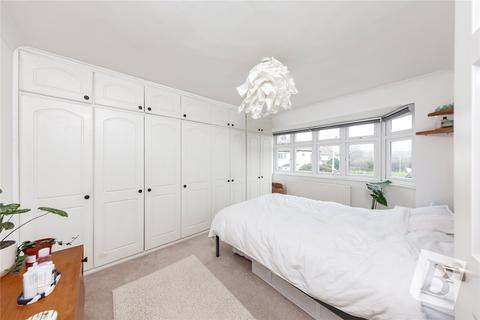 3 bedroom terraced house for sale - Stour Way, Upminster, RM14