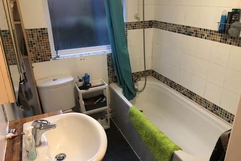 2 bedroom flat to rent, Richards Street, Cathays, Cardiff