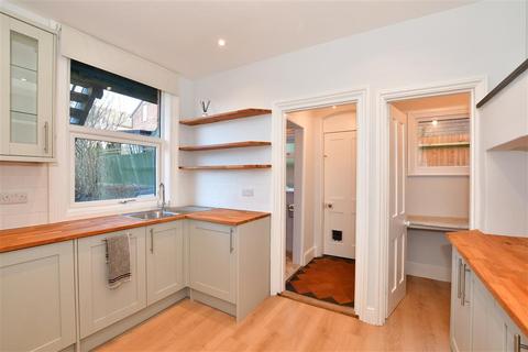 2 bedroom ground floor flat for sale - Upper Grosvenor Road, Tunbridge Wells, Kent