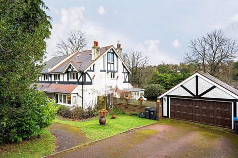 4 bedroom semi-detached house for sale, Furze Lane, Webb Estate, West Purley