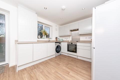 8 Bodmin Hill, Leeds, LS10 4UY