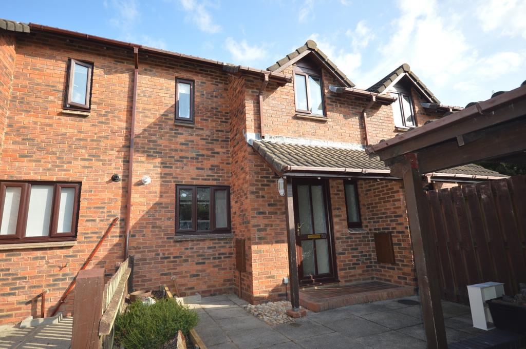 39 Bramble Walk, Lymington, Hampshire, So41 9ln 3 bed terraced house