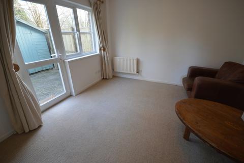 1 bedroom terraced house to rent, Marram Close , Lymington, SO41
