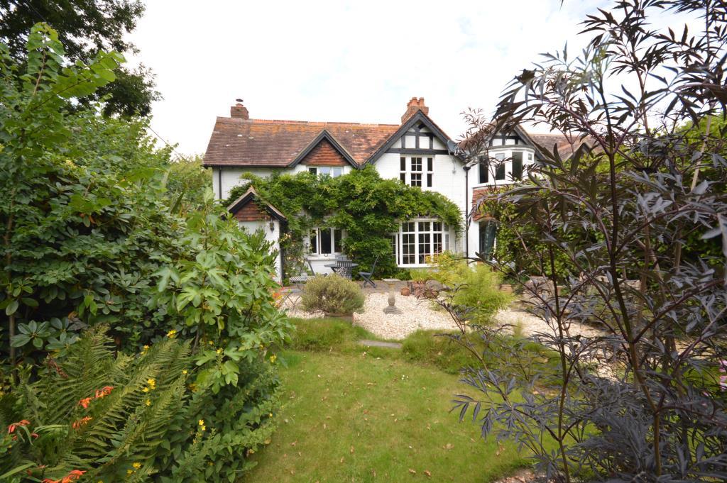 Lymore Valley, Milford on Sea, Lymington, Hampshire, SO41 4 bed cottage