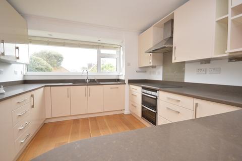 4 bedroom link detached house to rent, The Boltons, Milford on Sea, Lymington, Hampshire, SO41