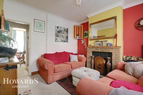 2 bedroom terraced house for sale - Cathcart Street, Lowestoft