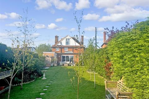 33 Chulkhurst, Biddenden, Ashford, TN27 8EF