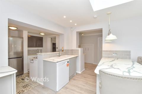 4 bedroom detached house for sale, Chulkhurst, Biddenden, Kent