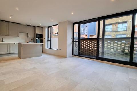 156e Uxbridge Road, London, W13 8SB