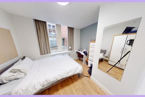 5 bedroom flat to rent, B4 Catherine House, 31 Ristes Place