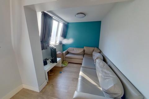 undefined, D4 Catherine House, 31 Ristes Place