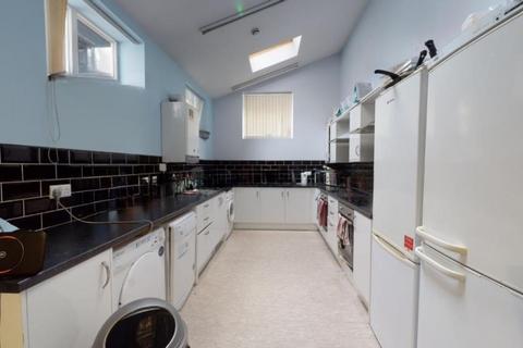 7 bedroom ground floor flat to rent, Flat 1, 84 Derby Road, Nottingham, NG1 5FD