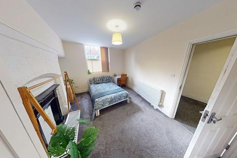 7 bedroom ground floor flat to rent, Flat 1, 84 Derby Road, Nottingham, NG1 5FD