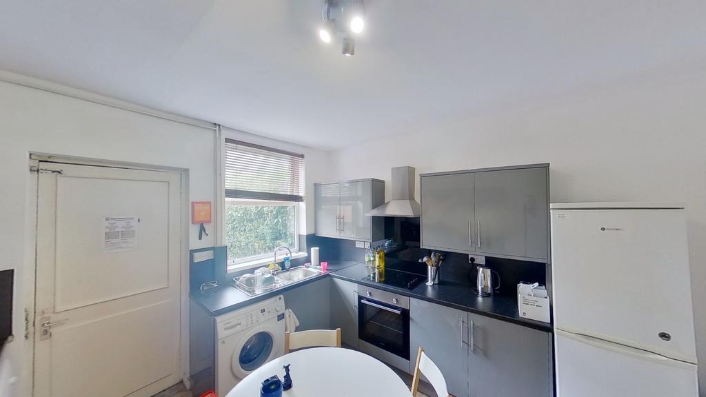 26-Cromwell-St-09092022 160756