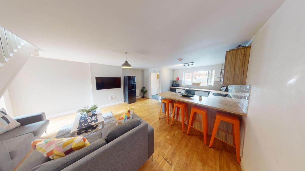 House in Nottingham - View 3