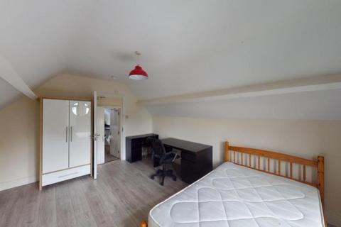 5 bedroom ground floor flat to rent, Flat 2, 238 Derby Road, Nottingham, NG7 1NX
