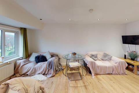 2 bedroom flat to rent - 145 North Sherwood Street, Nottingham, NG1 4EZ