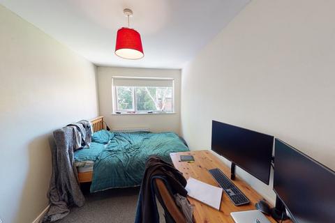 4 bedroom semi-detached house to rent, 7 Weston Avenue, The Arboretum, Nottingham, NG7 4BA