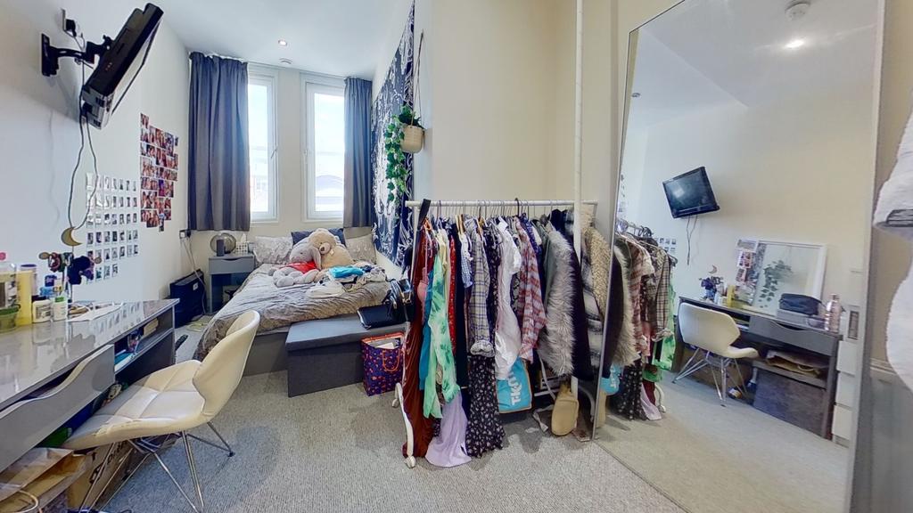 Flat-2-Ormiston-House-Bedroom