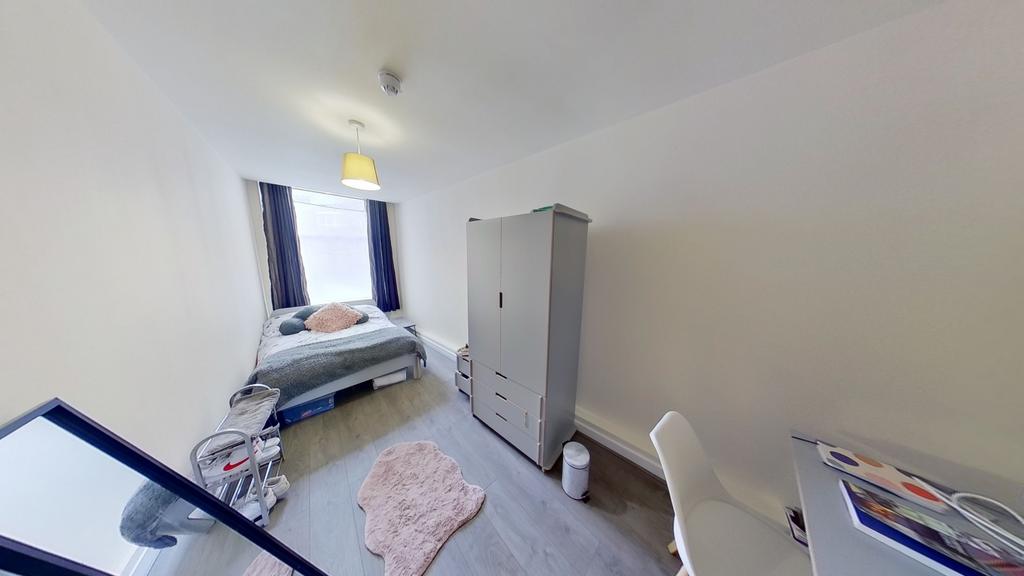 Flat-5-Equitable-House-01112023 163940