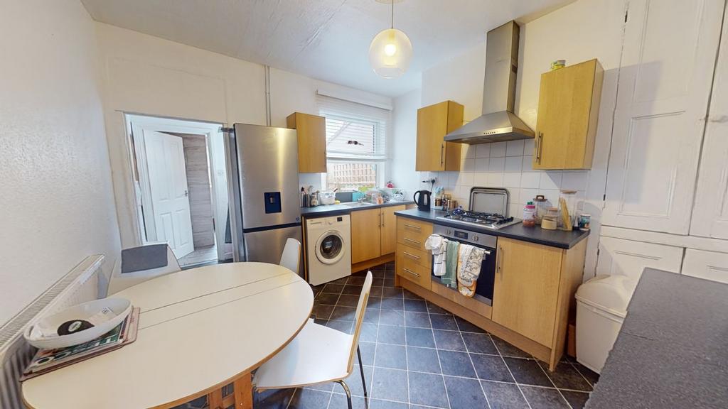 House in Nottingham - View 3