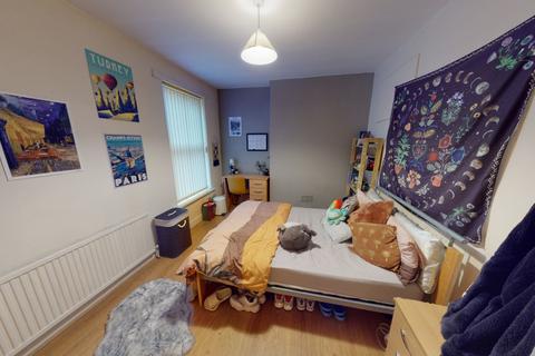 4 bedroom terraced house to rent, 39 Maple Street, Hyson Green, Nottingham, NG7 6AD