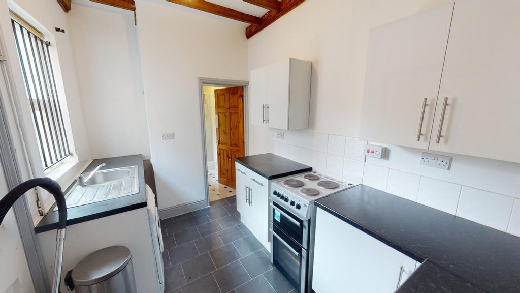 House in Nottingham - View 2