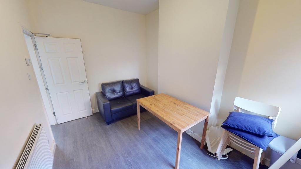 28-Russell-Street-08042023 163540