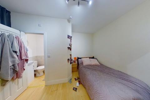undefined, Flat B,  16 Newstead Grove, The Arboretum, Nottingham, NG1 4GZ