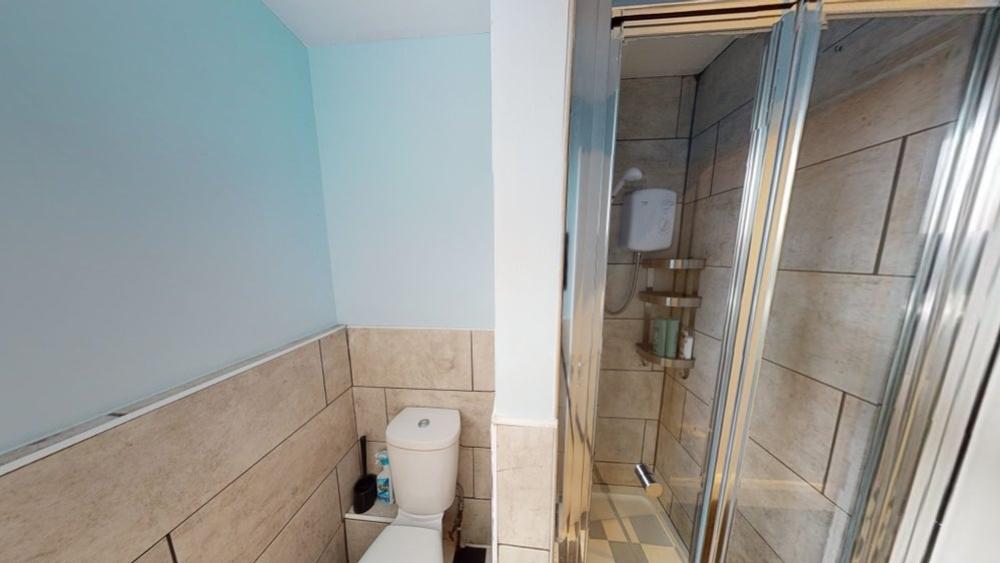 Bathroom 4