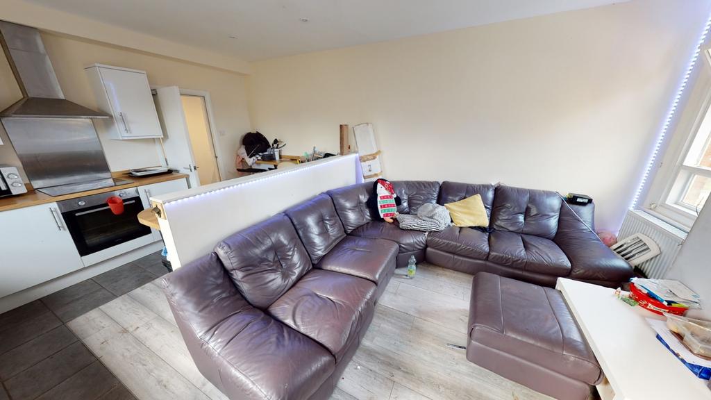16 D-Newstead-Grove-06142022 105240