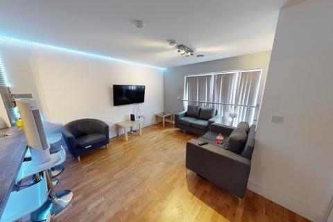 5 bedroom apartment to rent, Apt 4 6 Kilbourn Street, Nottingham, NG3 1BD