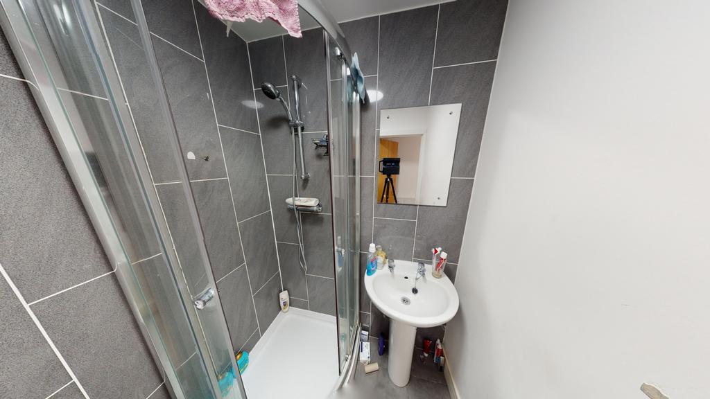 Flat-4-6-Kilbourn-Street-07072022 095423