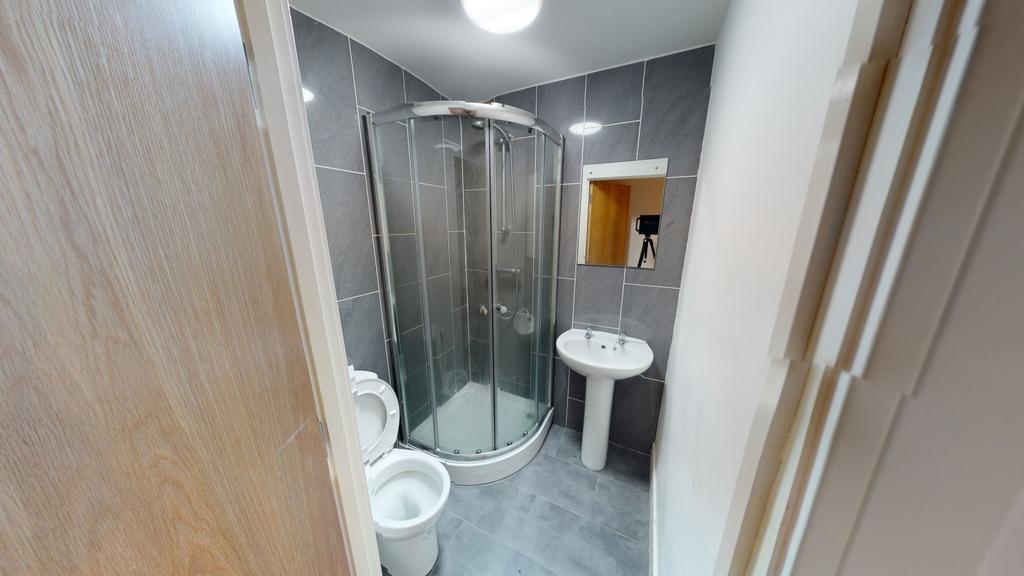 Flat-4-6-Kilbourn-Street-07072022 095054