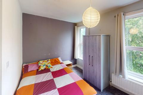 5 bedroom townhouse to rent - 142 Harrinngton Drive, Lenton, Nottingham, NG7 1JH