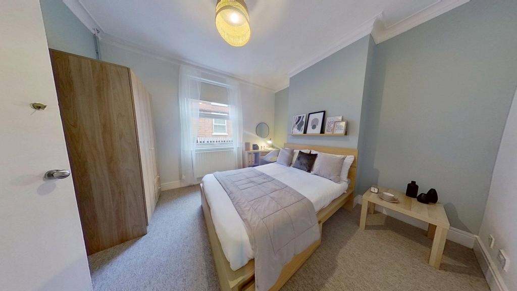 12-Ridding-Terrace-Bedroom-1