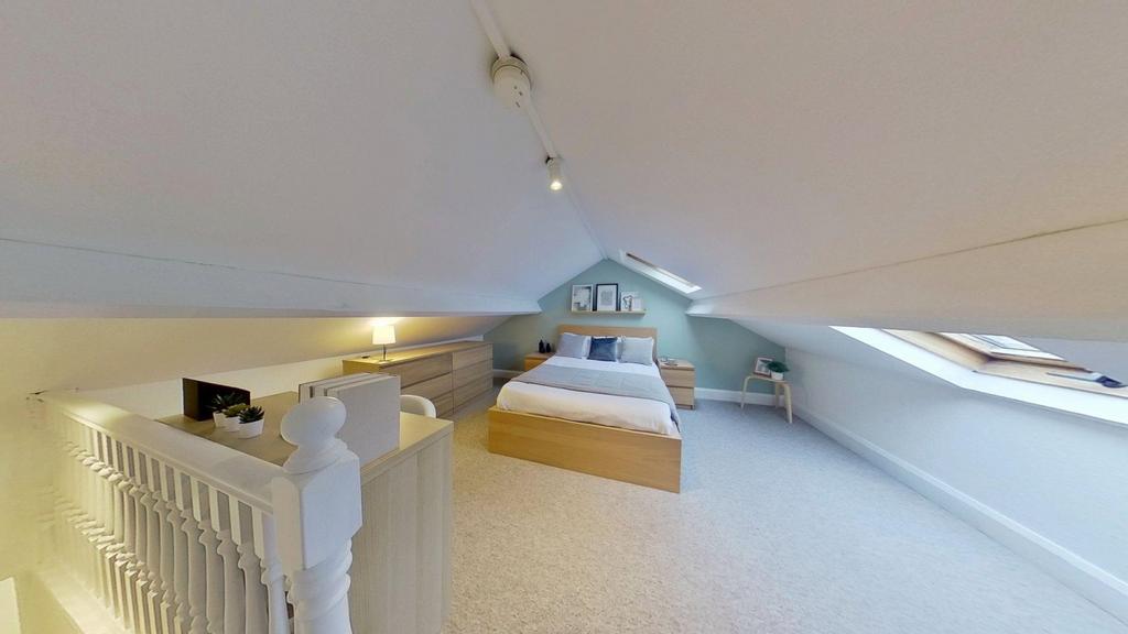 12-Ridding-Terrace-Bedroom-4