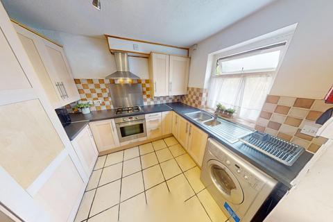 5 bedroom flat to rent, Flat C, 16A Colville Street, NG1 4HQ