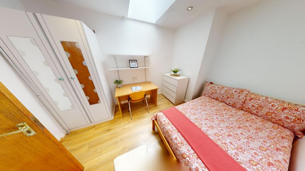 Flat-C-16 A-Colville-Street-09042024 140951