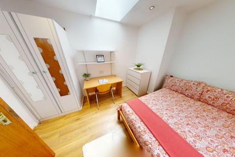 5 bedroom flat to rent, Flat C, 16A Colville Street, NG1 4HQ