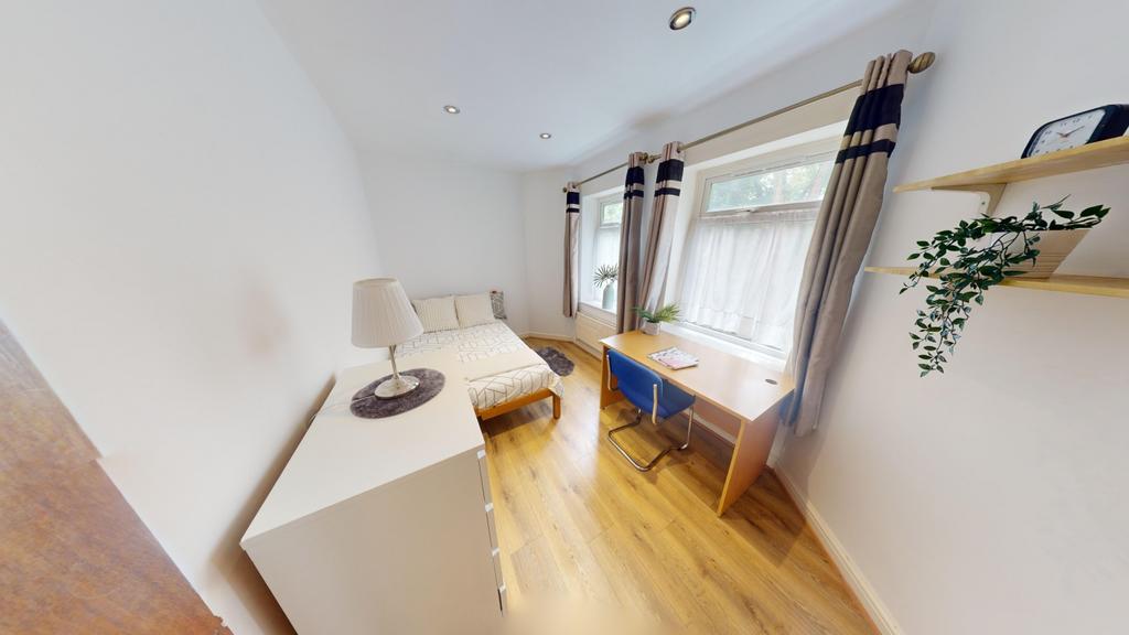 Flat-C-16 A-Colville-Street-09042024 141244