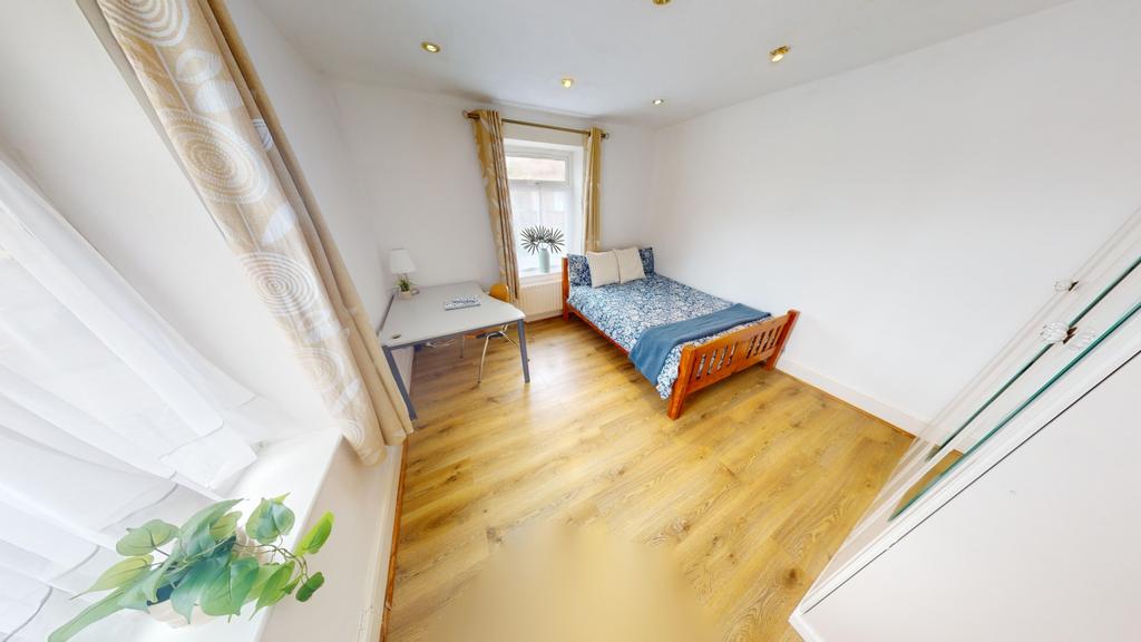 Flat-C-16 A-Colville-Street-09042024 142309