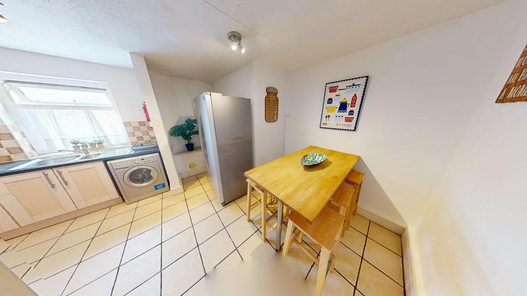 Flat-C-16 A-Colville-Street-09042024 140713