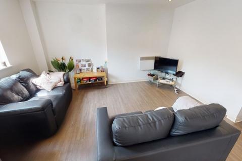 undefined, FLat 1.7 Cymbeline House