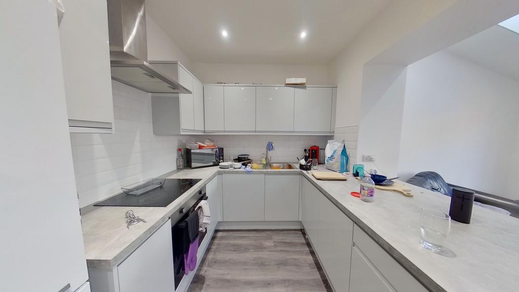 House in Nottingham - View 5
